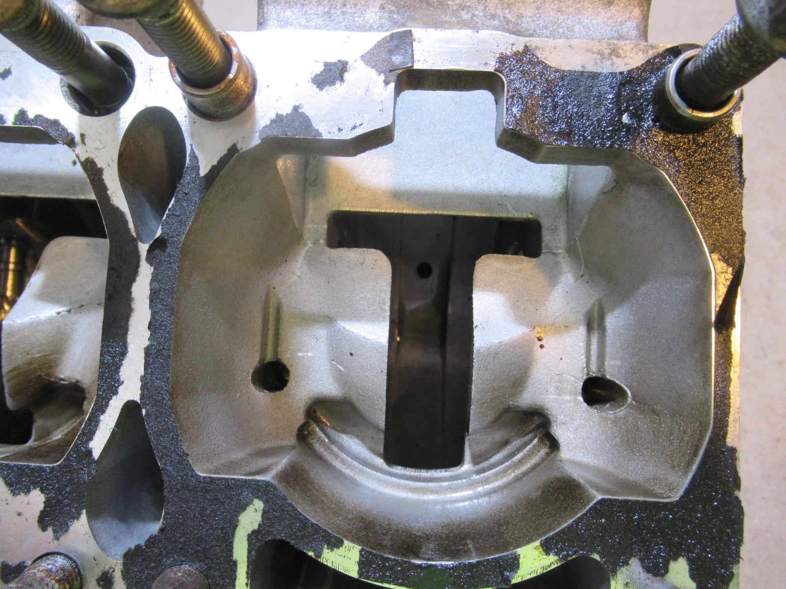 Yamaha Viper 700 Crank Case 2003 #8