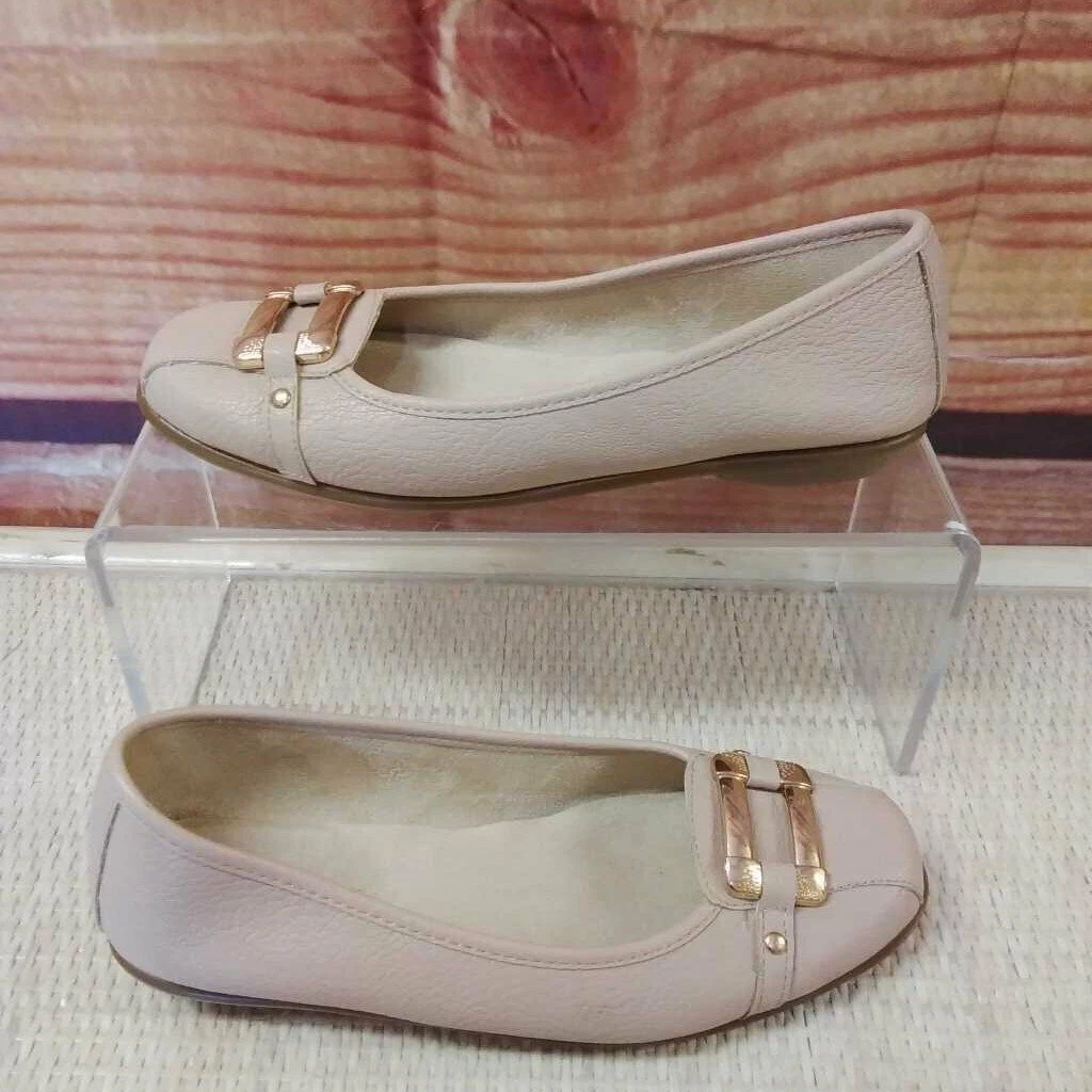 AEROSOLES BLUSH