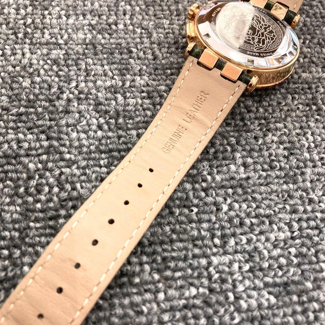 Versace Men's Chronograph watch Blue Gold Quartz 42mm Used Good Condition thumbnail 8