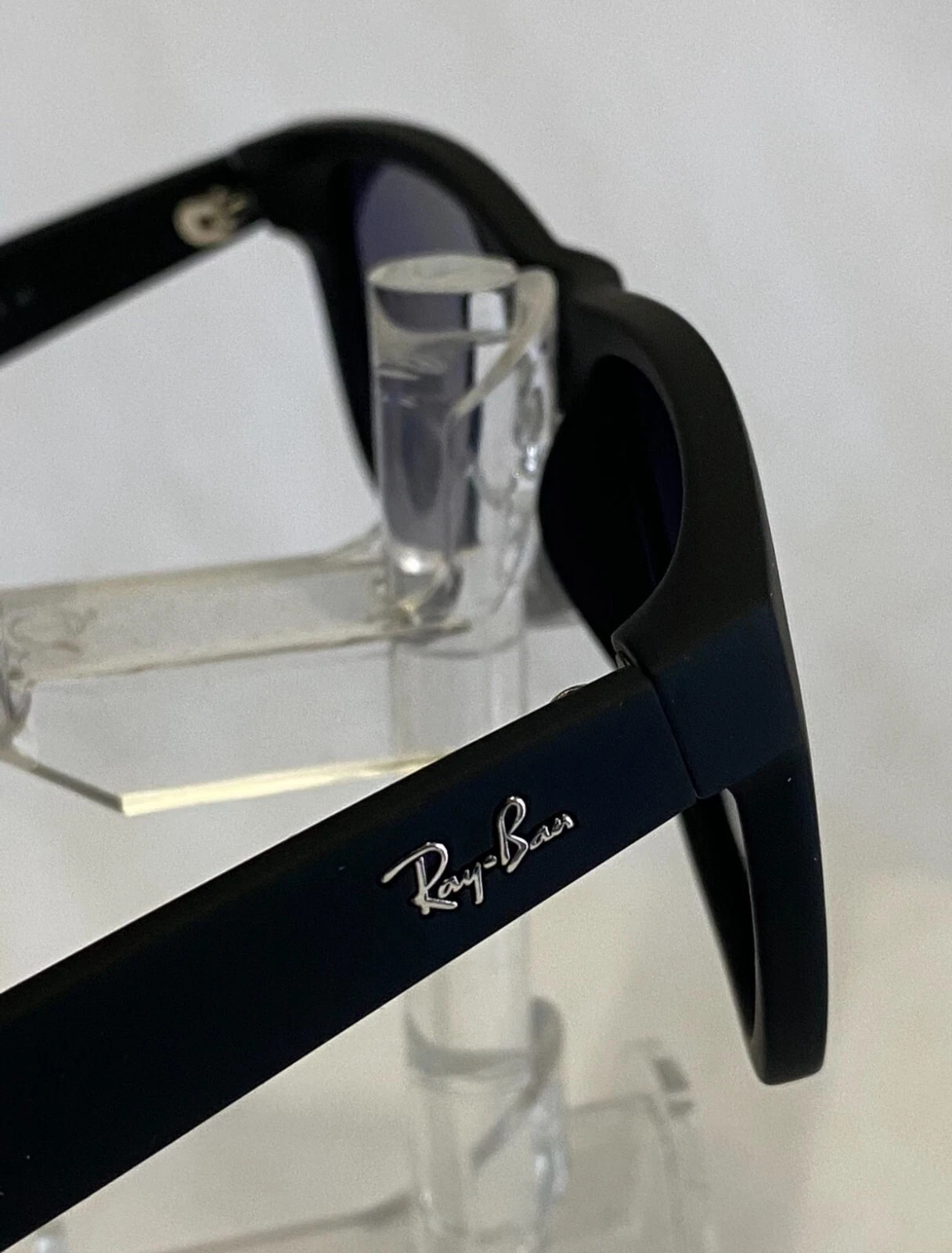 Ray-Ban RB4165 622/T3 55 16 145 Black frame/Polarized lens Sunglasses