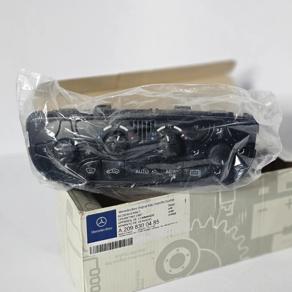 01-04 Mercedes W203 C240 C230 C320 A/C Climate Control Switch 2098300185 OEM - Image 4 of 4