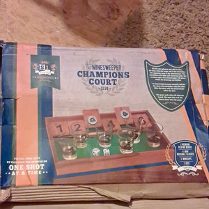 Minesweeper Champions Court Club 6-Shot Glass Drinking Game Set Tray Dice