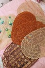 Vintage lot of 22 plate mats - 5 different sets - wicker - tan — photo 8
