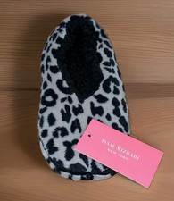 Isaac Mizrahi New York Women  s Gray/Black Leopard Slip-On Slippers Medium