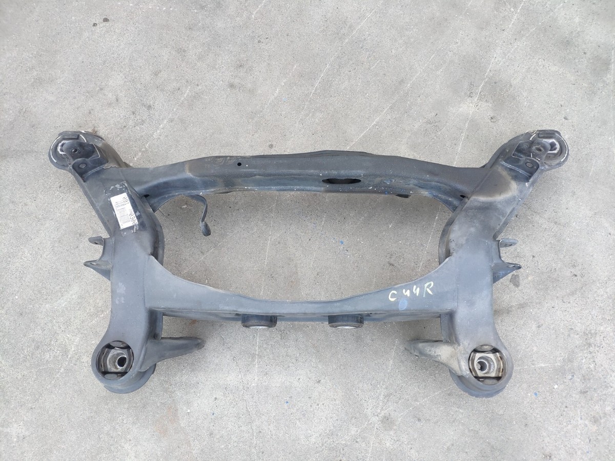 02 MERCEDES CLK320 W208 REAR SUSPENSION SUBFRAME CROSSMEMBER