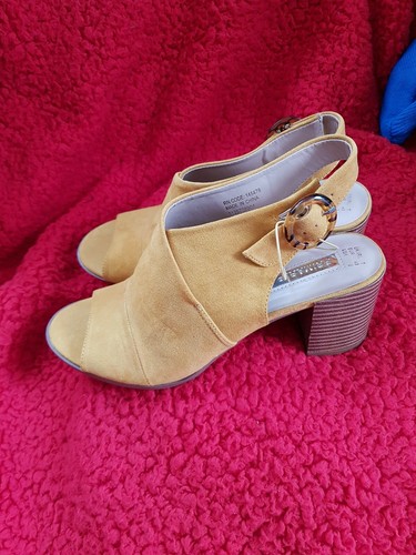 primark yellow shoes