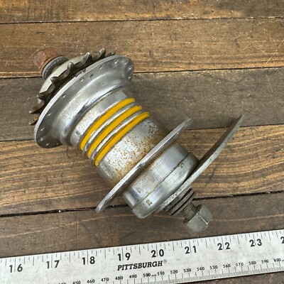 Vintage Schwinn 2 Speed Kickback Yellow Band Bendix Hub 36 Vintage Schwinn 2 Speed Kickback Yellow Band Bendix Hub 36