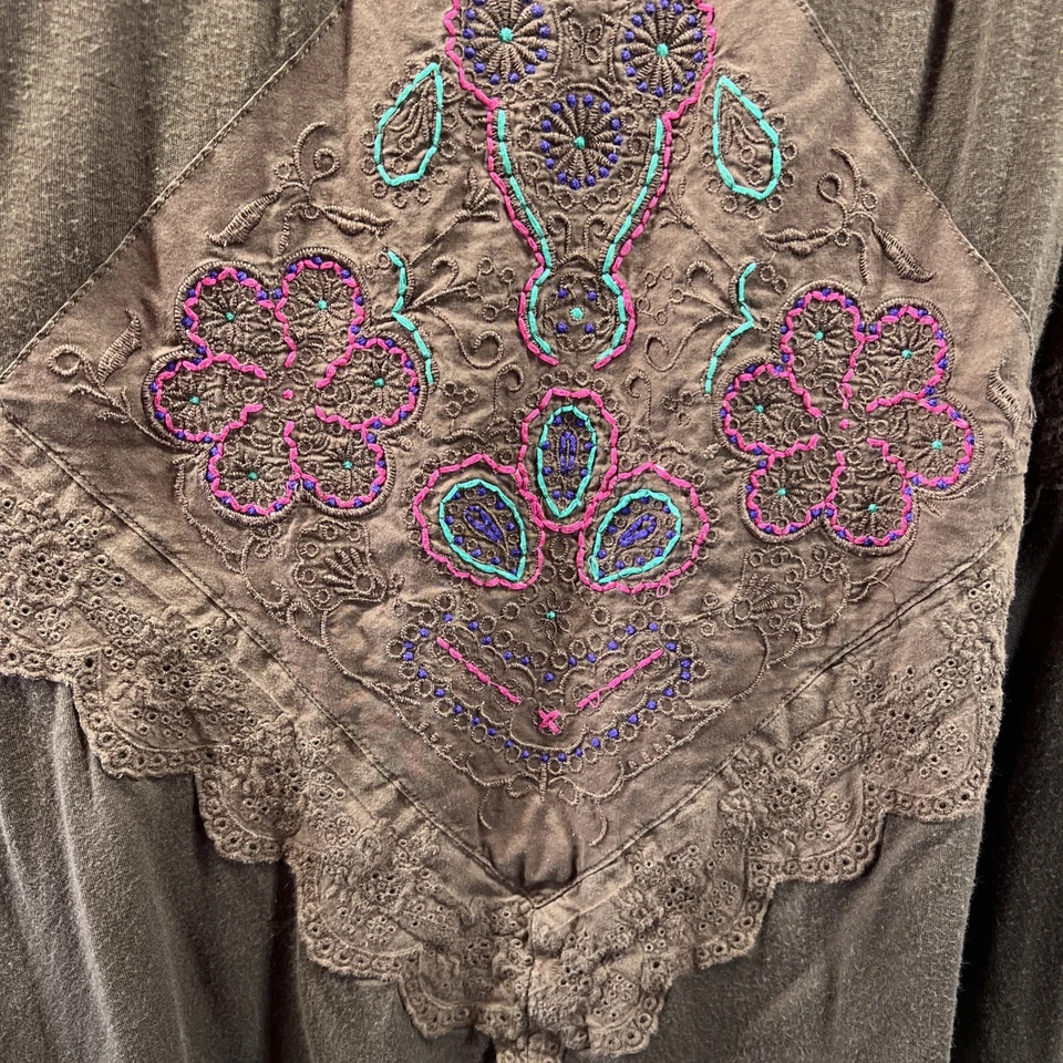 Vestido Babydoll Sweetees Para Mujer Talla Grande Marrón Bordado Cuello en V Sin Mangas Foto 4 de 4