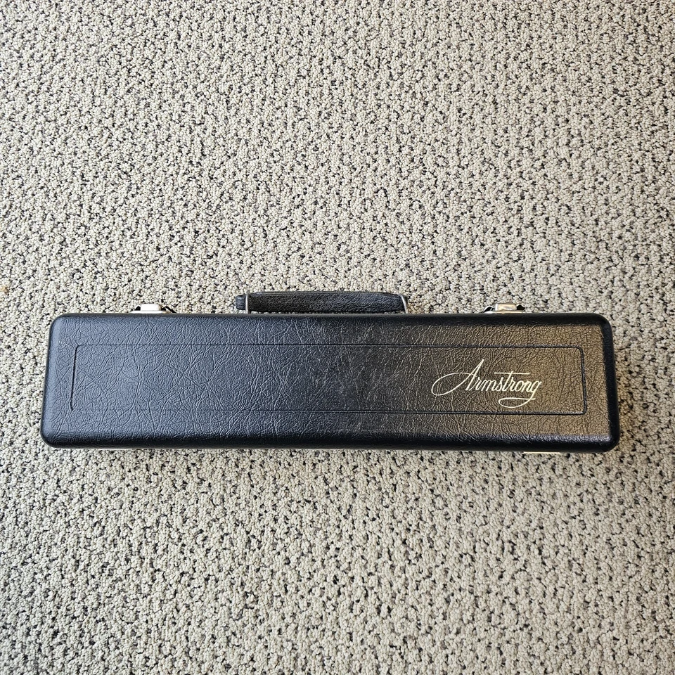 Flauta W. T. Armstrong Modelo 80 Agujero Abierto Plata de Ley y Estuche 434g De Colección Foto 2 de 4