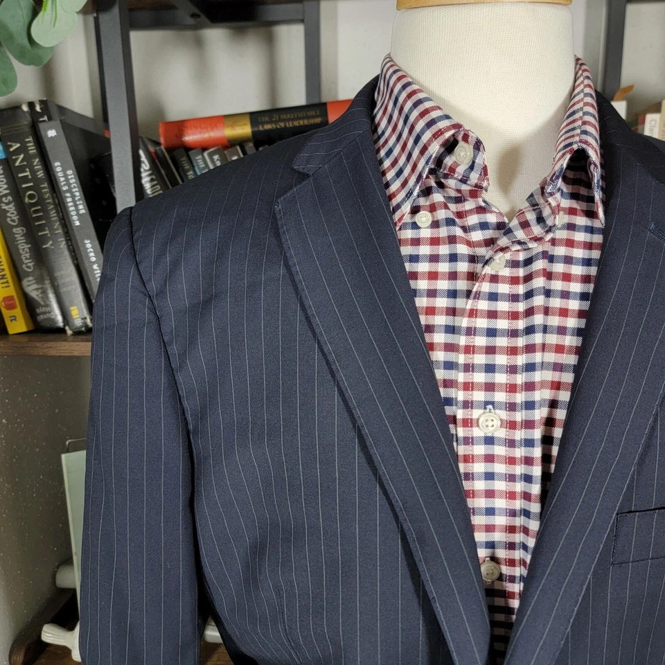 Givenchy Men's Sport Coat Blazer MODEL GF2022PP220 Striped Black Wool Size 46R - Image 3 of 4