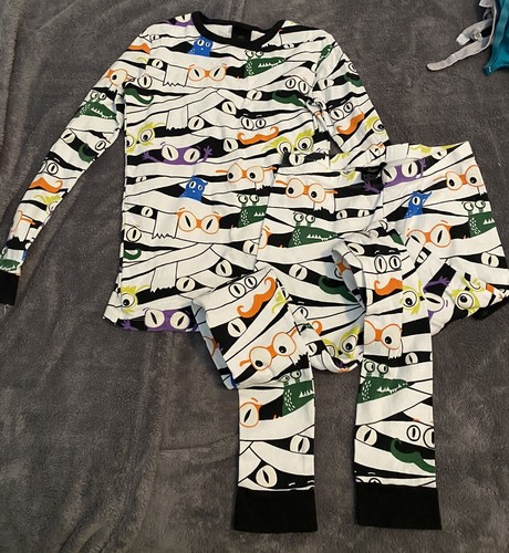 hyde and eek Kids Halloween Mummy Pjs Glow In Dark Size 14