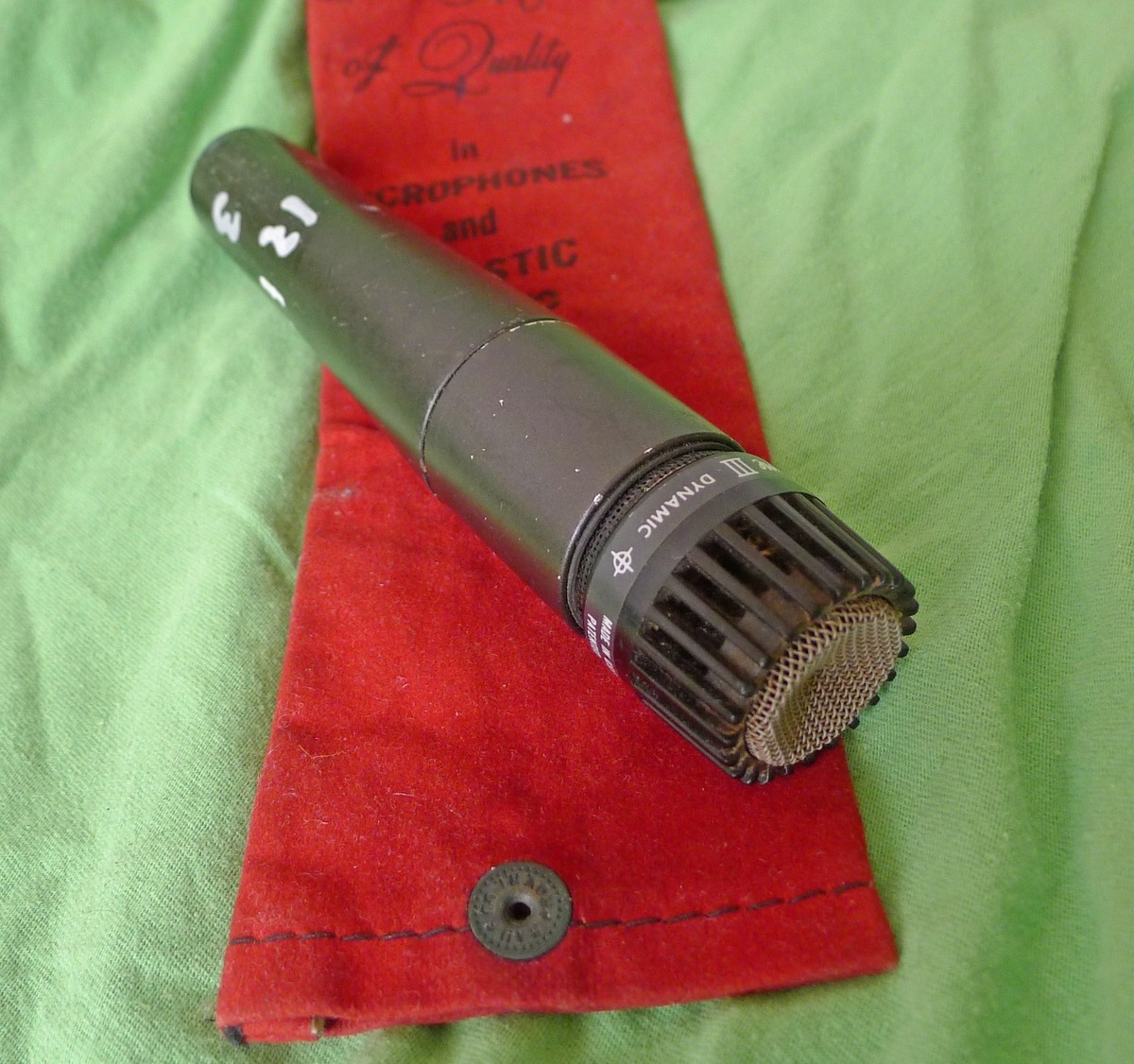 VINTAGE SHURE UNIDYNE III SM57 FROM THE RECORD PLANT IN NYC MADE