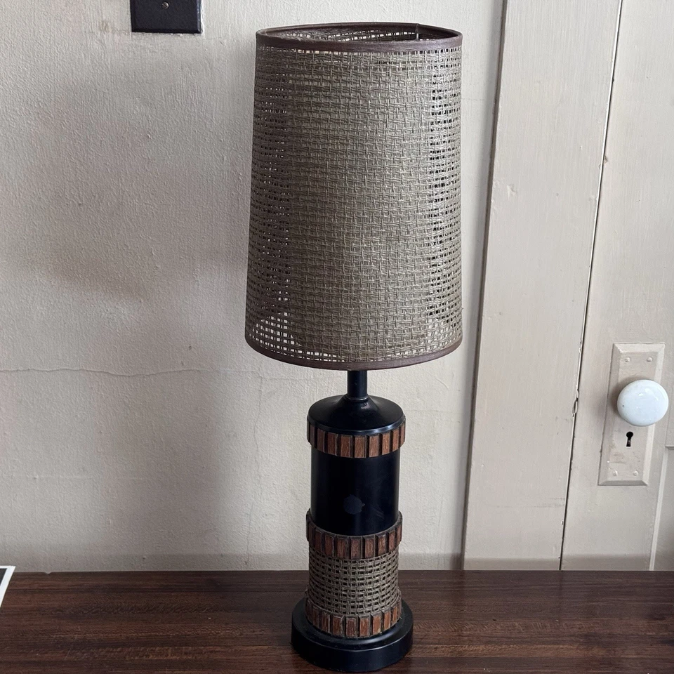 Lámpara de mesa moderna danesa de mediados de siglo Hans Wegner Gruvwood de colección 24" de alto como está Foto 3 de 4