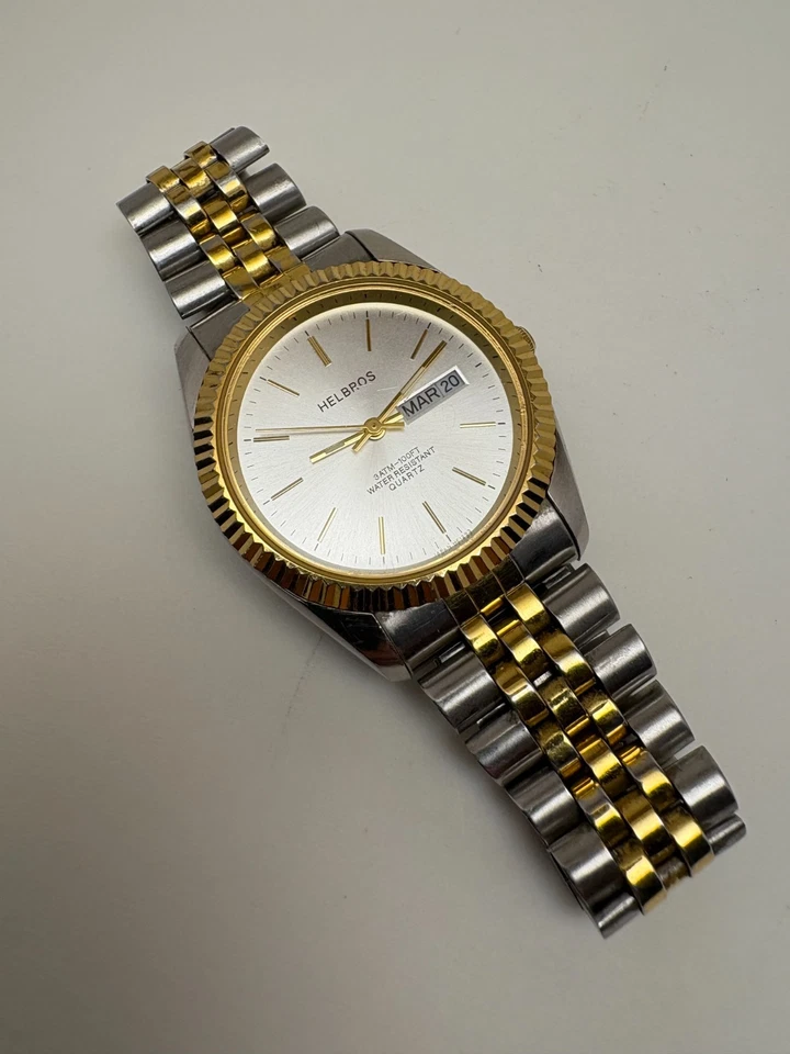 Helbros Mens Day/Date Quartz - Fresh battery - Running! 321-2105 - Image 2 of 4