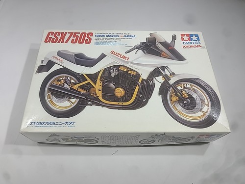 Tamiya 1/12 SCALE Suzuki GSX750S new Katana 14034 1984