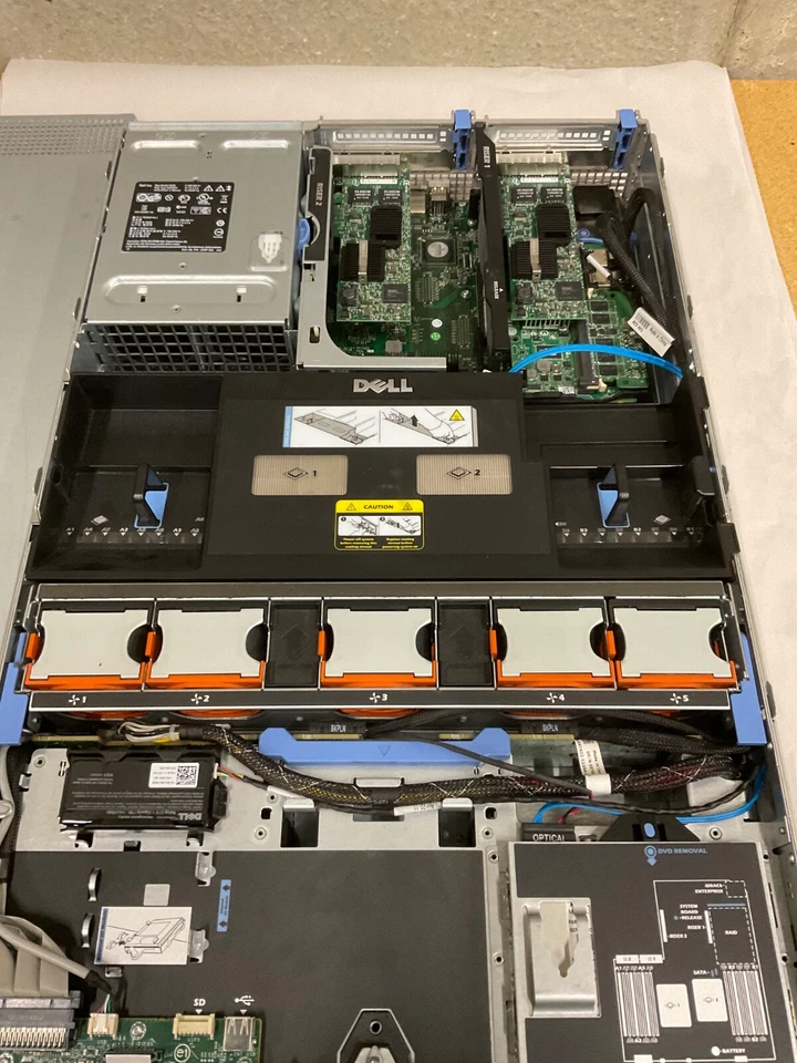 Dell PowerEdge R710 6-Bay X2 E5645 144 GB Ram No Hard Drives - Image 3 of 4