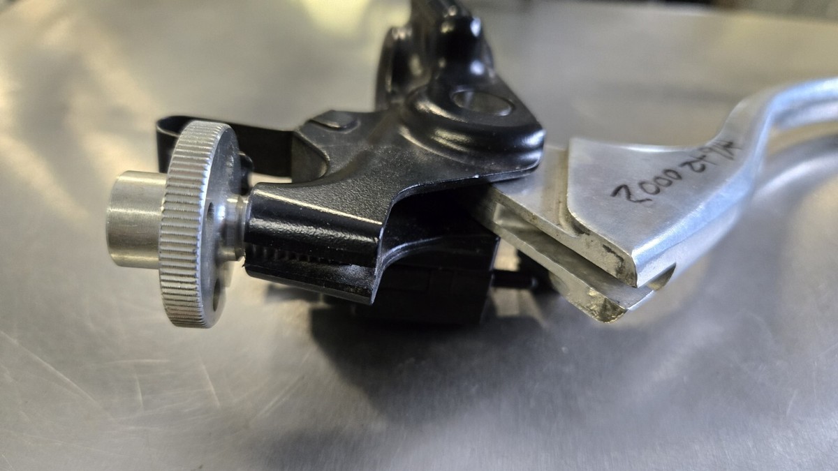 OEM KAWASAKI ZX9R NINJA LEVER PERCH ASSEMBLY LH 46076-1228 | eBay
