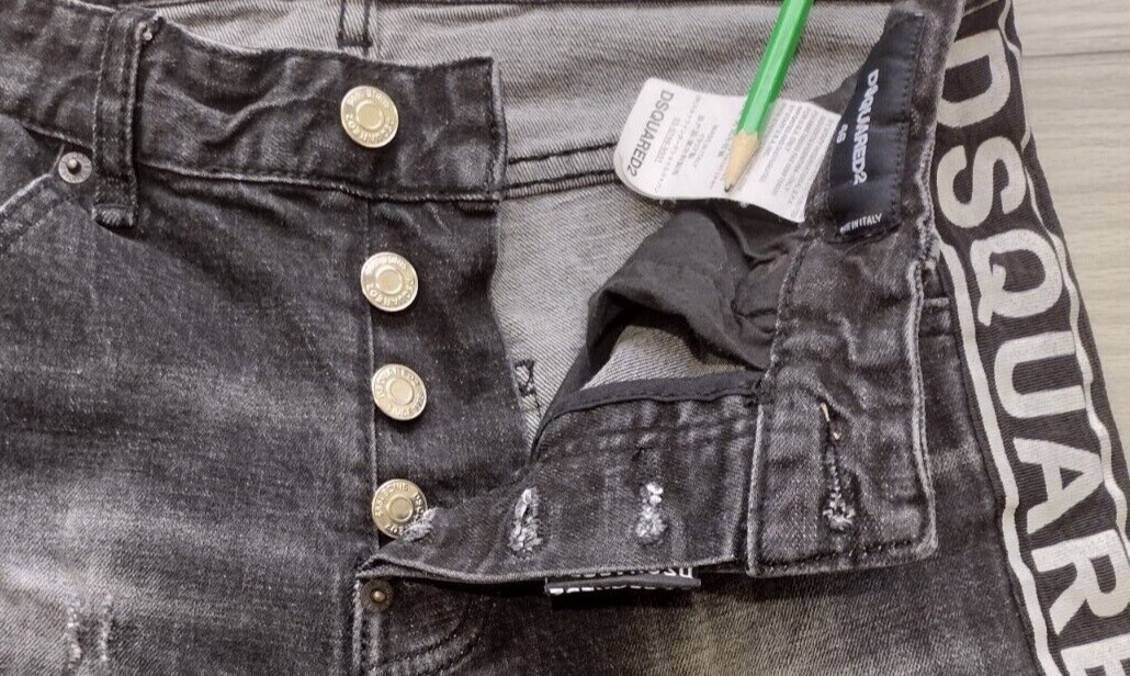 DSQUARED2 ICON Classic Kenny Twist Jeans, Men's Size 46 DSQUARED2 ICON Classic Kenny Twist Jeans, Men's Size 46