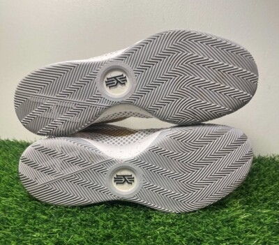 Nike Kyrie 1 ID iD White Gold Grey Men's Size 8.5 Sneakers Shoes