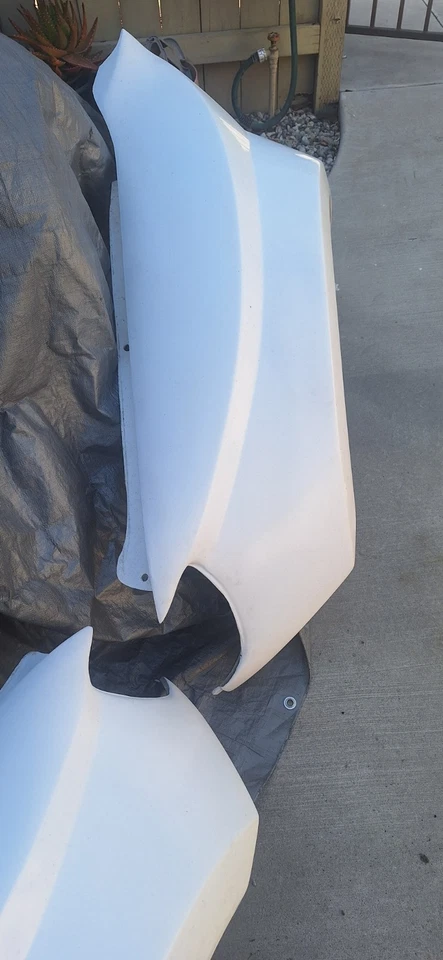 Guardabarros delanteros de fibra de vidrio Toyota Tacoma Prerunner segunda generación Foto 2 de 4