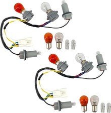 Tail Light Wiring Harness Socket with Bulbs 2pcs