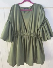 Pretty Little Things Dress Mini Puffball Hem Puff Sleeve Women Size 16 NWT