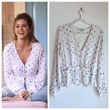 FLETCH by Jojo Fletcher Long Sleeve V-Neck Diamond Gemma Printed Blouse in Multi
