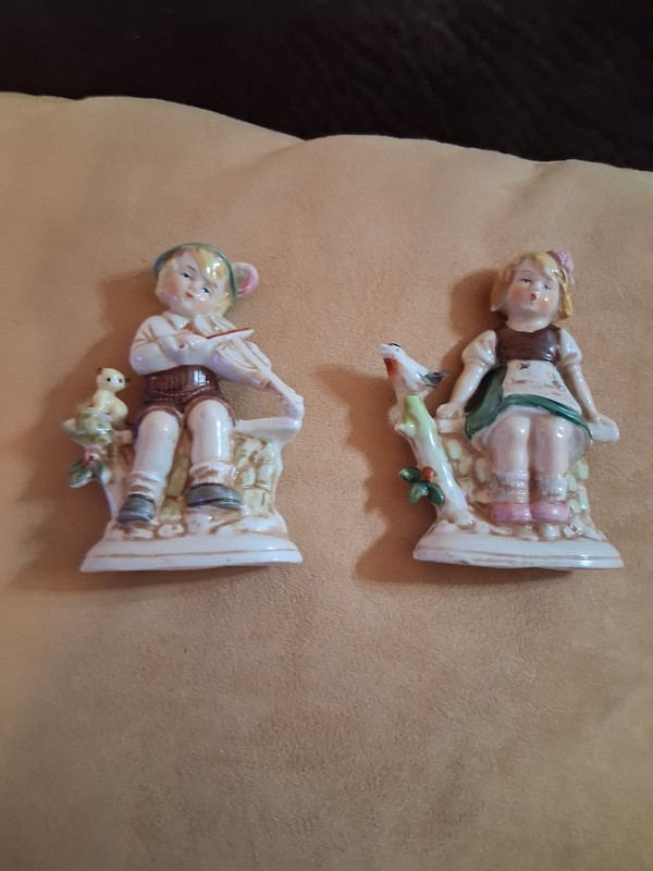 VINTAGE GERMAN PORCELAIN BOY AND GIRL 20520 AND 20521