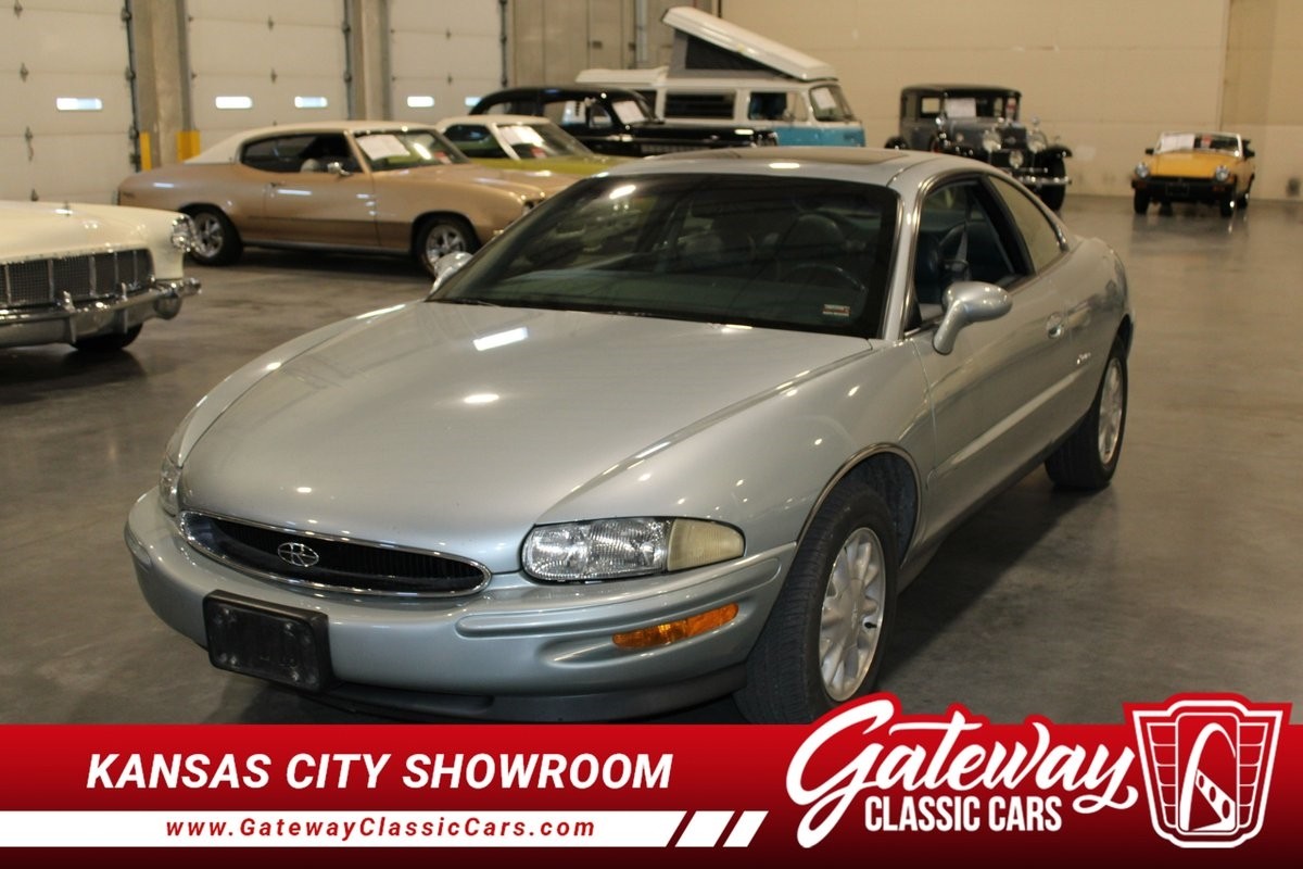 1995 Buick Riviera for sale in Olathe Kansas