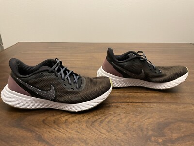 Nike Damen Nike Performance Revolution Laufschuhe Nike Revolution