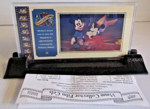Disney Lenticular Cel Motion 3D Brave Little Tailor Mickey Minnie Mouse NEW #'d