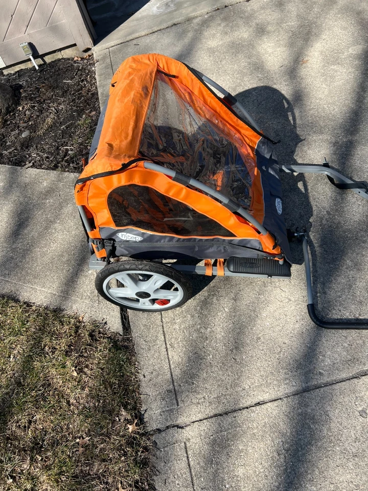 Instep Quick-N-EZ 双拖自行车拖车 — 第 4/4 张图片