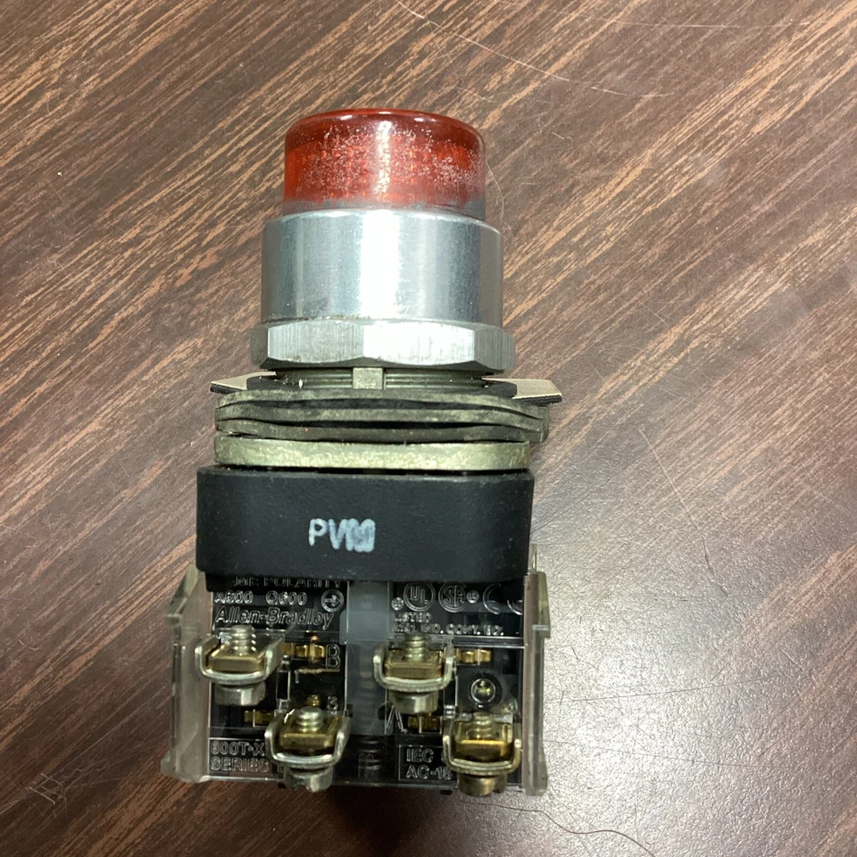 ALLEN BRADLEY 800T-QM24 PULSADOR NARANJA G95 Foto 2 de 3
