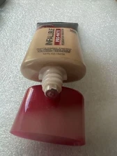 L'Oréal Paris Infallible Pro-Matte Foundation 107 Fresh Beige 1 fl Oz