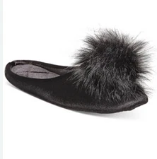INC International Concepts Women's Pom Pom Boxed Slippers / Small 5/6