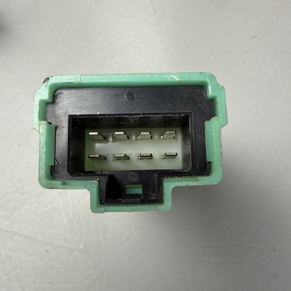 90-96 Nissan 300ZX Z32 OEM Tail Brake Light Relay Module 28426