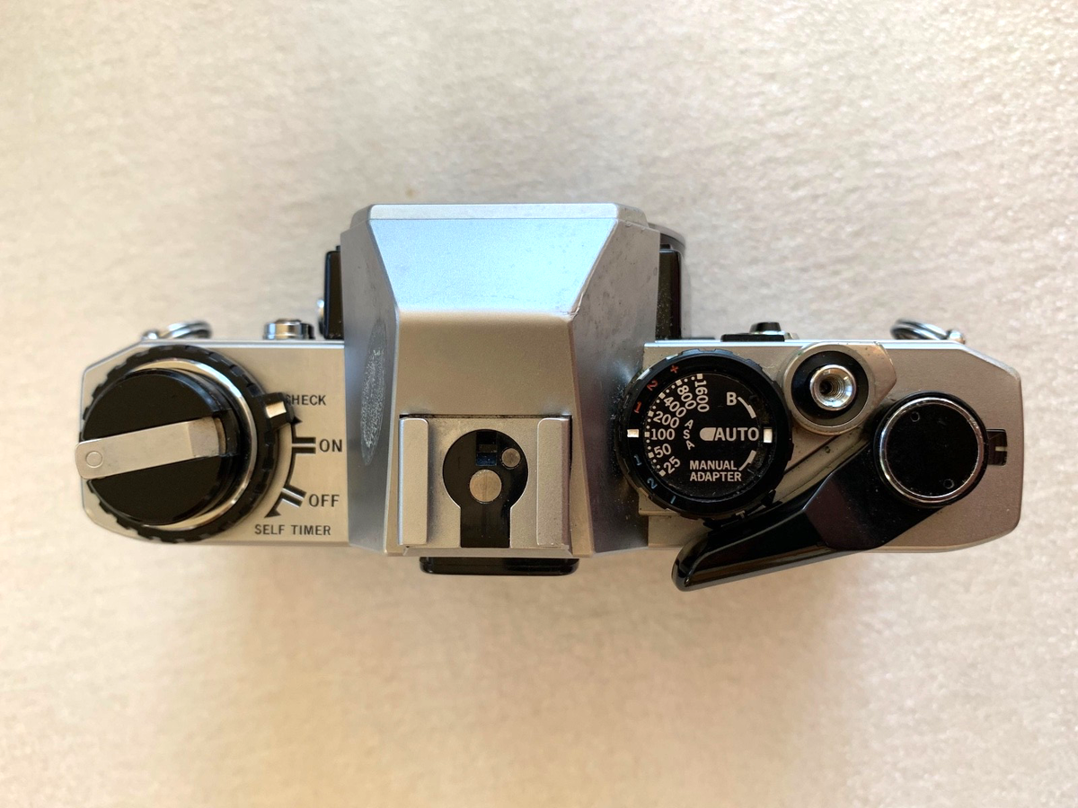 Olympus OM-10 35mm SLR Film Camera Body Only - Tested and working