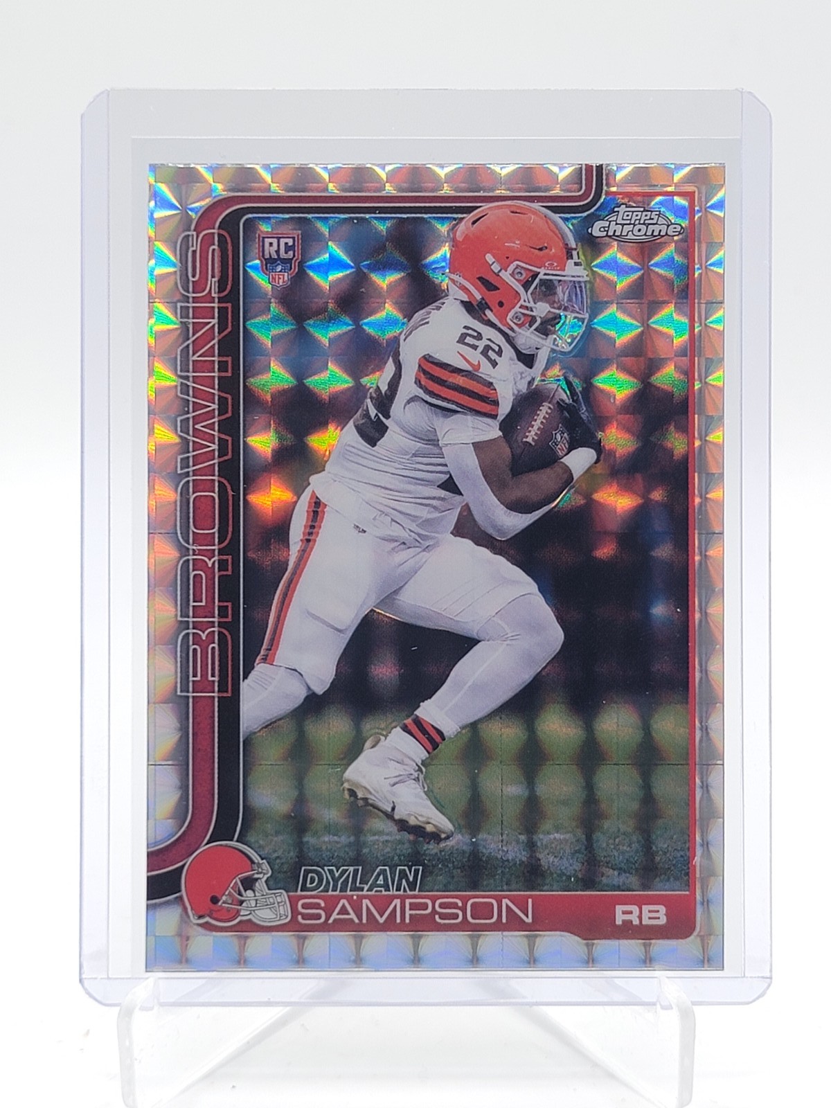 DYLAN SAMPSON 2025 TOPPS CHROME ROOKIE GEOMETRIC REFRACTOR #308 BROWNS Q6563 B