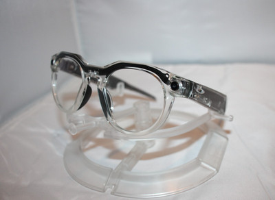 Oakley Meta HSTN OW8002-05 Clear with Transition Grey Lenses, Neu in OVP