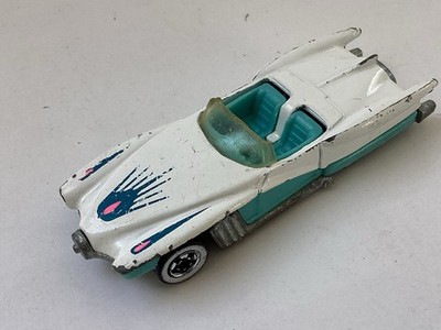 Hot Wheels - Street Beast Studebaker Convertible - 1990 - Malaysia - Mattel