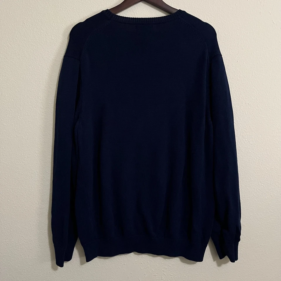 Suéter Pullover Tejido Azul Marino Cuello Redondo Bulldog Bufanda Para Hombre Club Room Talla XL Foto 2 de 4