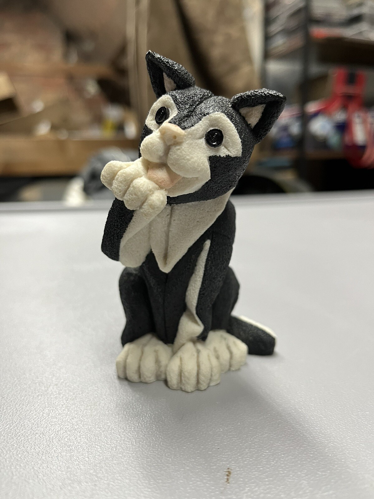Picture 1 of 6
