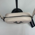 Foto 3 di 16