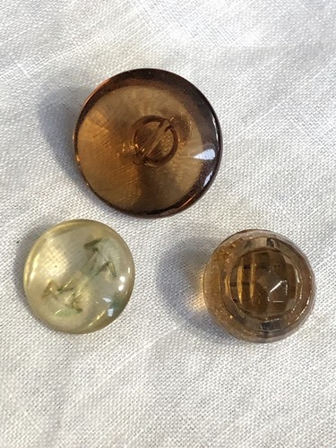 Vintage 3 Amber Depression Era Glass Buttons JM-84 - Foto 4 di 4