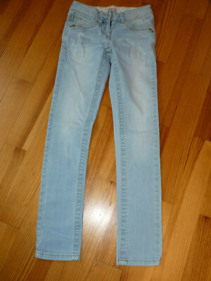 Jeans der Marke s.Oliver für Mädchen in Größe 146 in hell - blau / used-Optik
