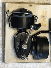 VINTAGE GARCIA MITCHELL 300 WITH BOX SPINNING REEL W/ EXTRA SPOOL MADE IN FRANCE