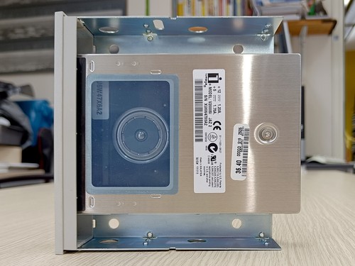 IOMEGA JAZ 2Gb - V2000SI - SCSI 50 pin - Photo 9/12