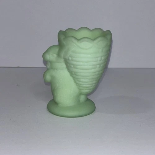 Fenton Glass Rabbit Egg Cup In Jadeite Green Vintage Collectible Easter