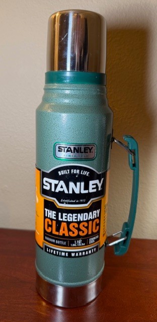 🔥NEW Stanley Green SS Legendary Classic 1.1 Qt Vacuum Bot