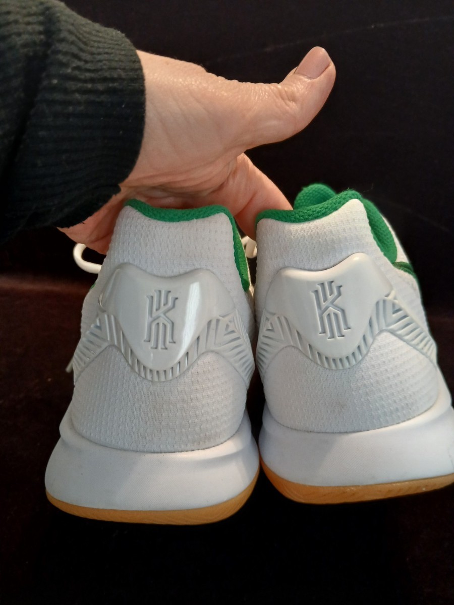 Nike KYRIE FLYTRAP II Boston Celtics White Green Clover  Athletic Sneaker Nike Kyrie Flytrap 2  main image 2